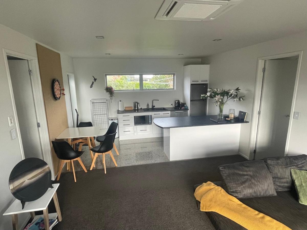 Titoki Grove Apartment Cambridge Bagian luar foto