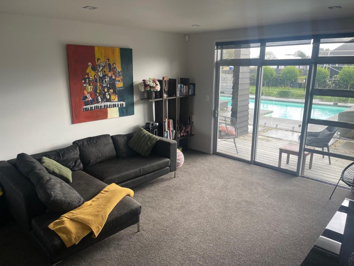Titoki Grove Apartment Cambridge Bagian luar foto