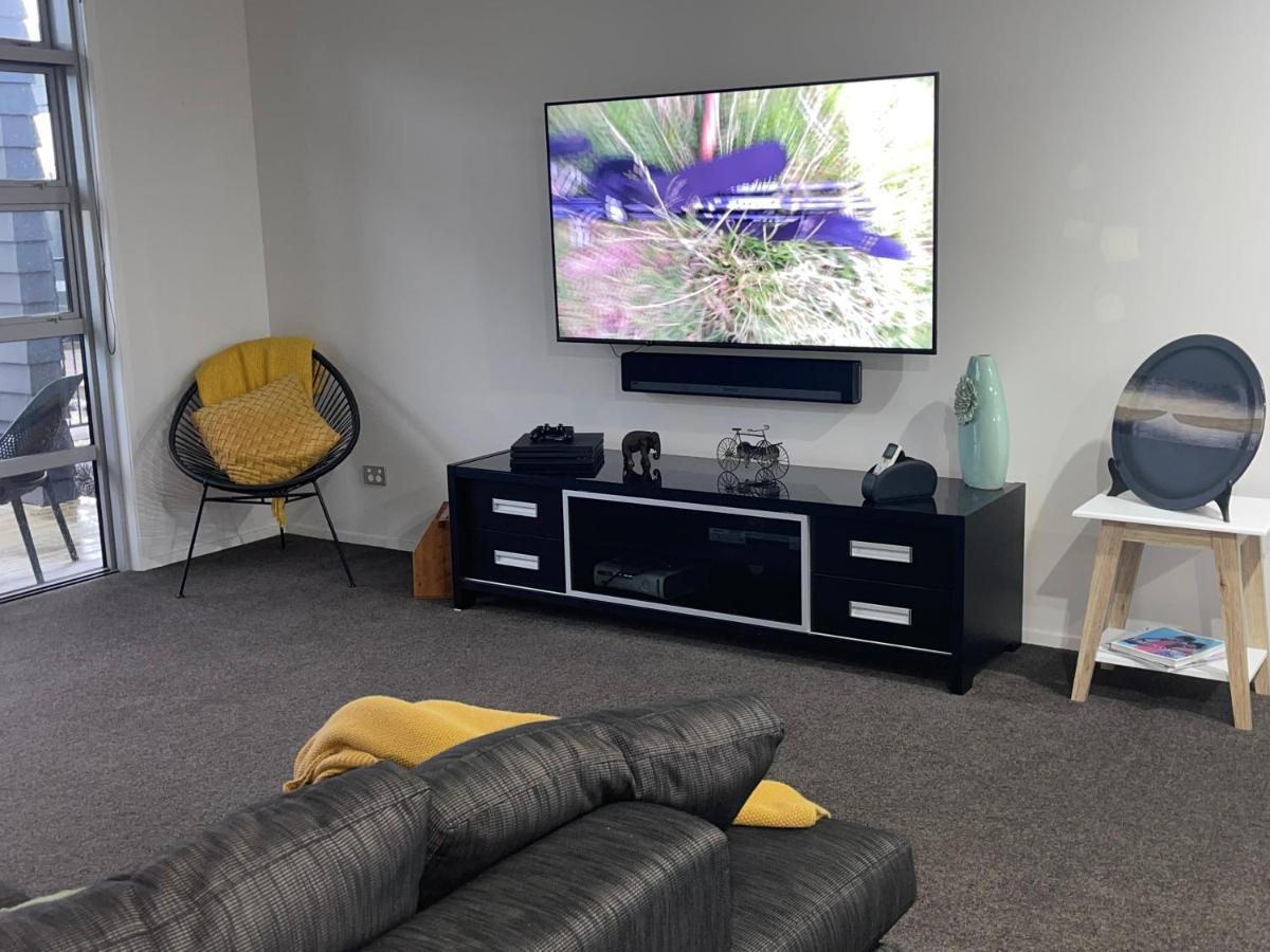 Titoki Grove Apartment Cambridge Bagian luar foto